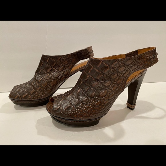 Maxazria BCBG croc embossed sandals slingbacks 39 - Picture 4 of 8